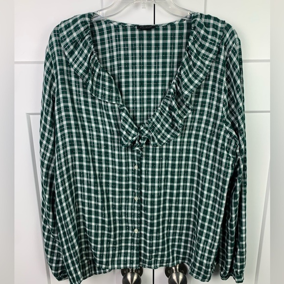 Ann Taylor Tops - Ann Taylor LARGE v Neck Ruffle Blouse Holiday Green Silver Plaid Romantic Preppy